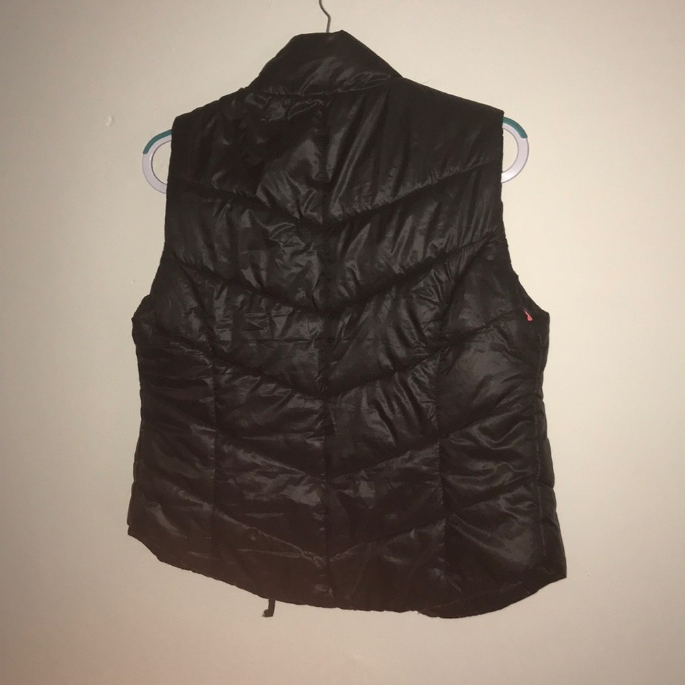 Vest - Picture 3 of 3